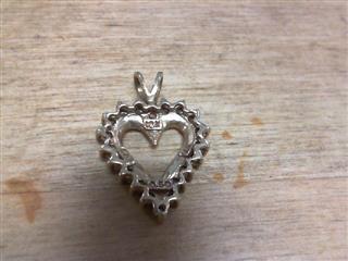maki❣️訳あり k18 ダイヤ 0.10 ハート ヘッド Jewelry maki